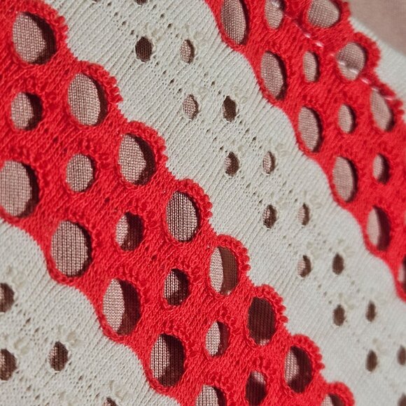 BCBGMAXAZRIA Red  White Long Sleeve Peplum Top Back Zipper Womans - Picture 4 of 12